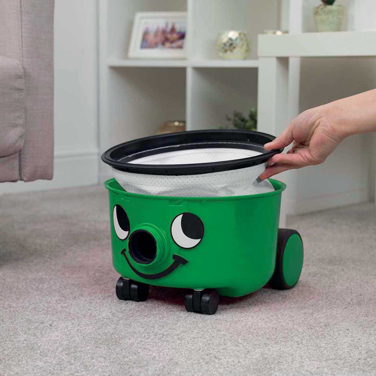 HENRY COMPACT VACUUM CLEANER GREEN 230V HVR160