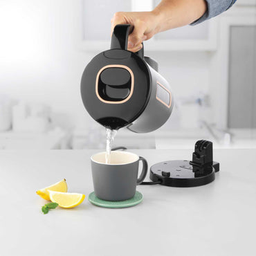 1.7L 2200W KETTLE BLACK WITH GOLD ACCENTS