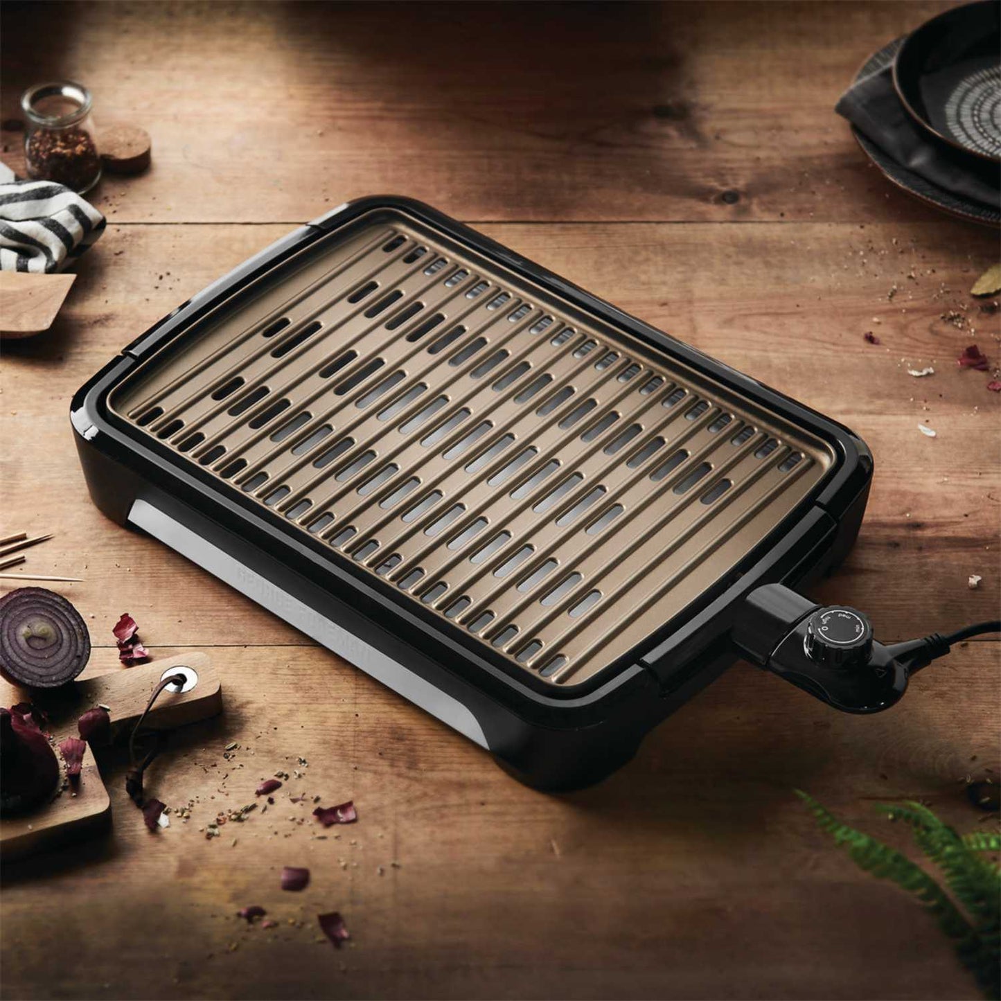 LARGE SMOKELESS BBQ GRILL