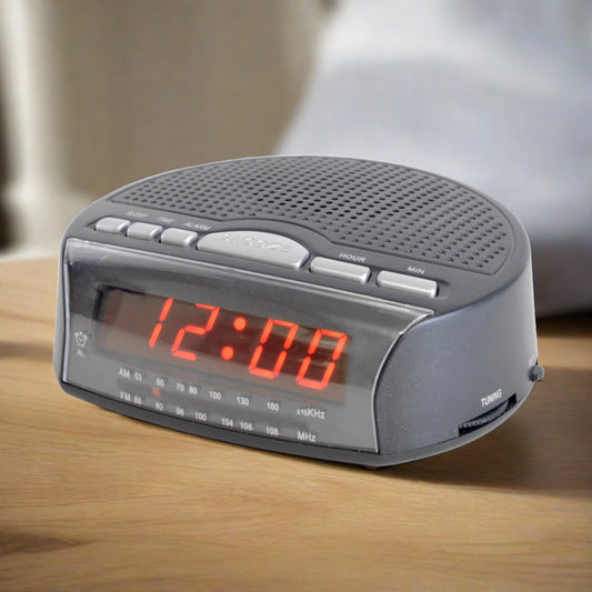 DAYBREAK ALARM CLOCK RADIO BLACK