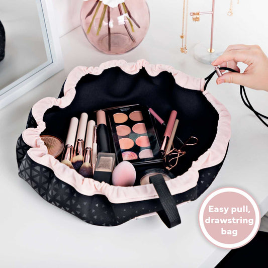 MINKY SCRUNCHIE BEAUTY BAG