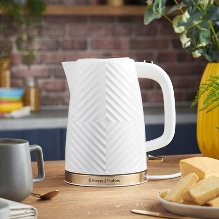 1.7L GROOVE KETTLE WHITE WITH BRUSHED GOLD