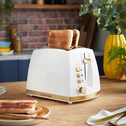 2 SLICE GROOVE TOASTER WHITE W BRUSHED GOLD