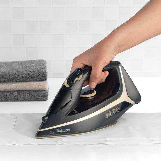 2600W STEAM IRON